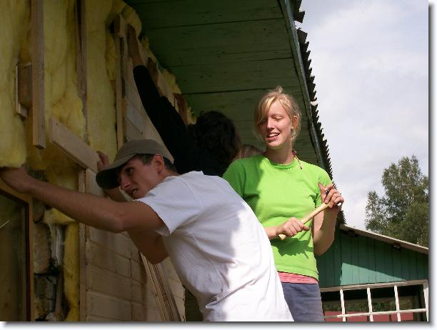Mykulychyn Waisenhaus Schule IBO workcamp